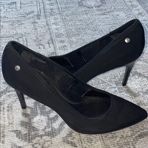 Vera Wang Black Heels